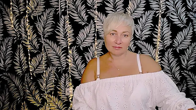 Olivia playful online show from 10, 10, 2025