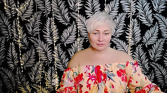 Olivia playful online show from 5, 12, 2025