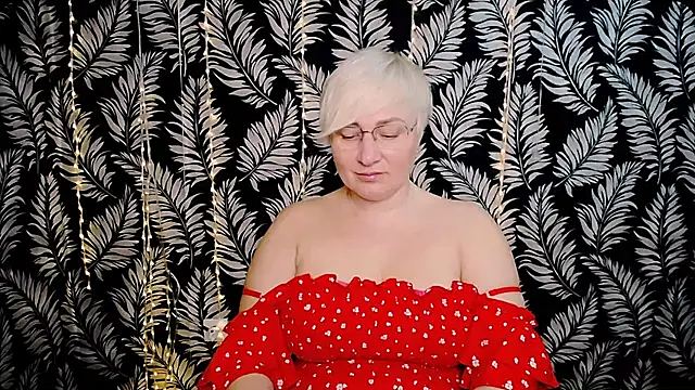 Olivia playful online show from 7, 3, 2026