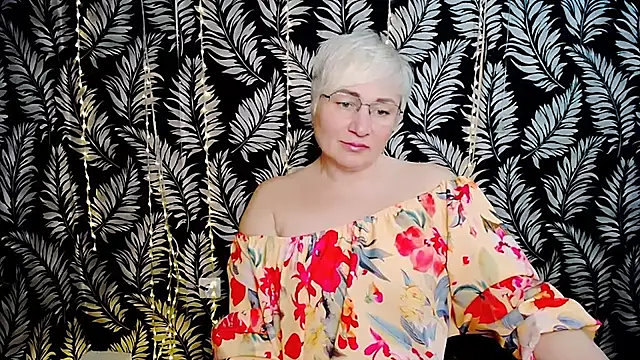 Olivia playful online show from 26, 4, 2026