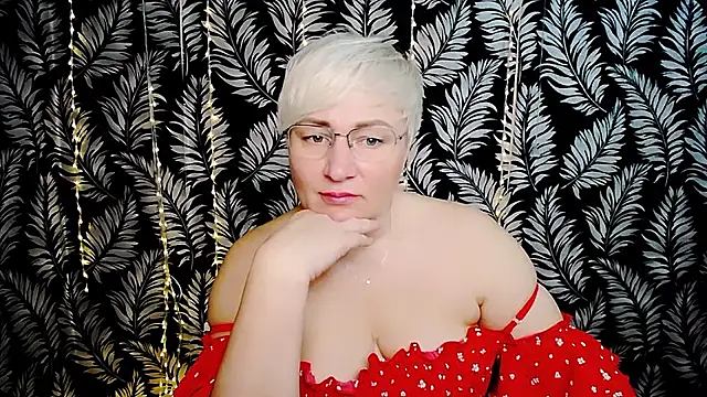 Snapshot of Olivia_playful chatting on 12, 5, 2026 Olivia playful online show from 12, 5, 2026