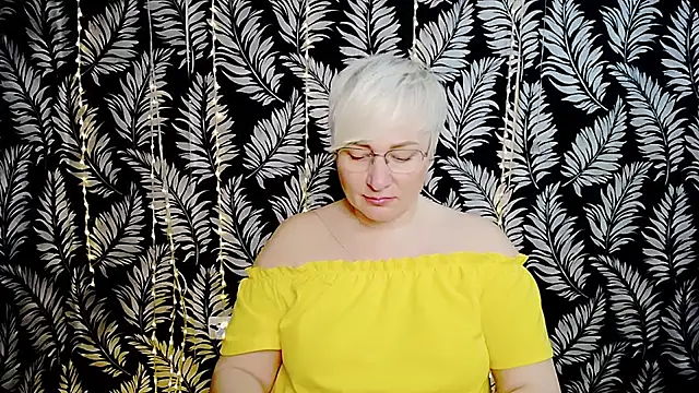 Snapshot of Olivia_playful chatting on 28, 5, 2026 Olivia playful online show from 28, 5, 2026