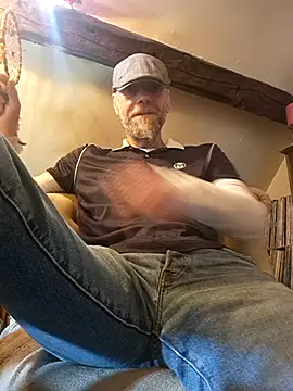 eddouxxx78 online show from 25, 4, 2026