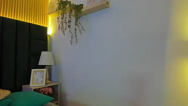 AntonellaaHot online show from 5, 2, 2025