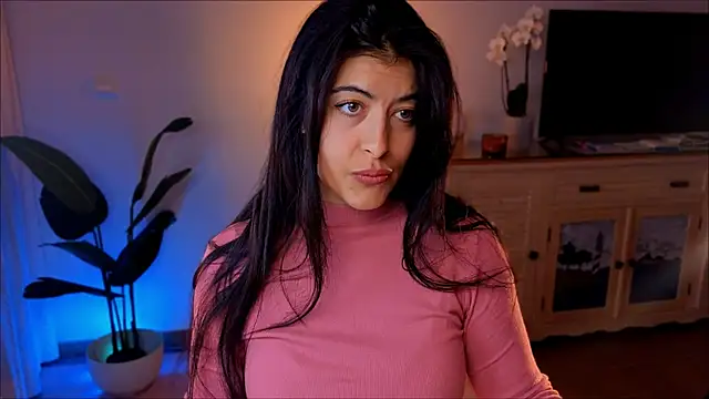 Snapshot of anabelcurvy chatting on 1, 12, 2024 anabelcurvy online show from 1, 12, 2024