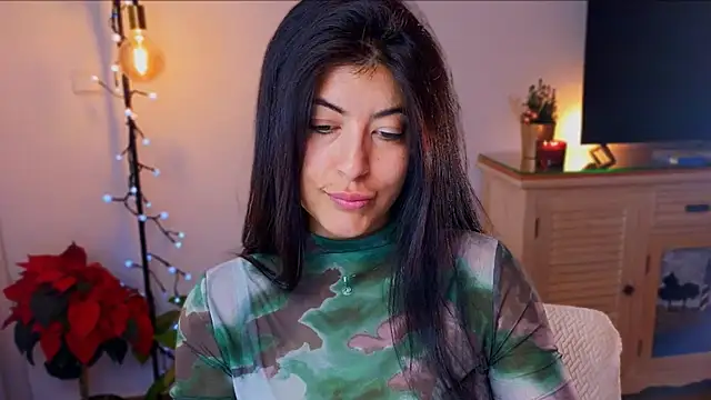 Snapshot of anabelcurvy chatting on 6, 12, 2024 anabelcurvy online show from 6, 12, 2024