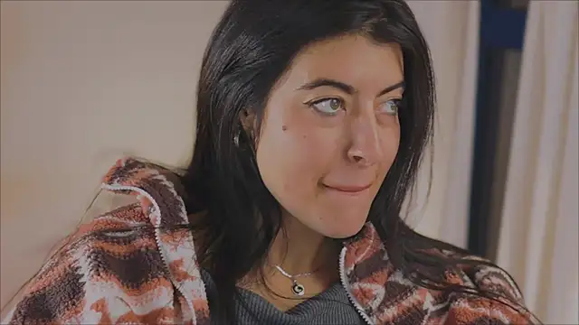 Snapshot of anabelcurvy chatting on 4, 2, 2025 anabelcurvy online show from 4, 2, 2025