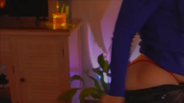 Snapshot of anabelcurvy chatting on 21, 3, 2025 anabelcurvy online show from 21, 3, 2025