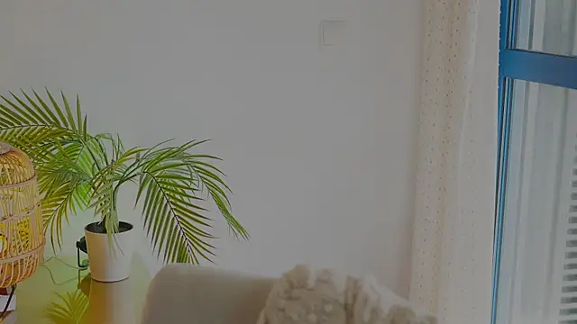 Snapshot of anabelcurvy chatting on 3, 11, 2025 anabelcurvy online show from 3, 11, 2025