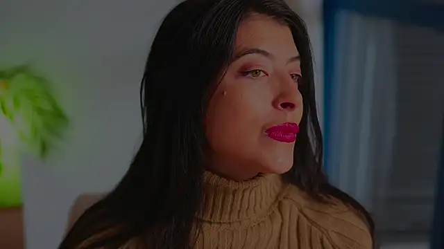 Snapshot of anabelcurvy chatting on 2, 12, 2025 anabelcurvy online show from 2, 12, 2025