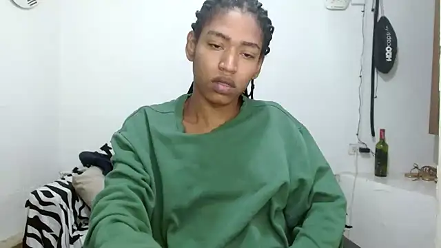 angelamarie1 online show from 28, 4, 2026