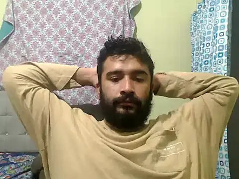 Snapshot of isearchcompany chatting on 5, 3, 2025 isearchcompany online show from 5, 3, 2025