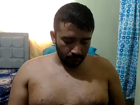 Snapshot of isearchcompany chatting on 12, 3, 2025 isearchcompany online show from 12, 3, 2025