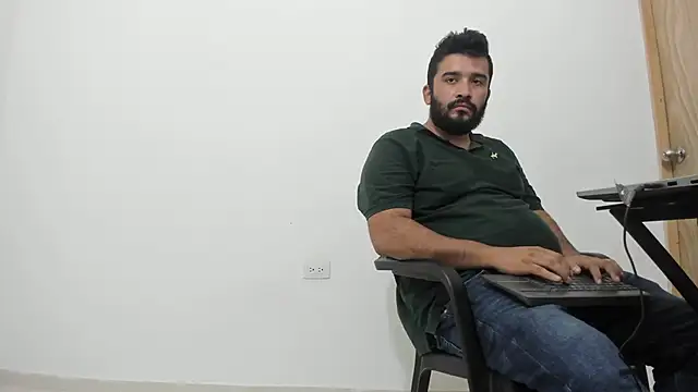 Snapshot of isearchcompany chatting on 16, 10, 2025 isearchcompany online show from 16, 10, 2025