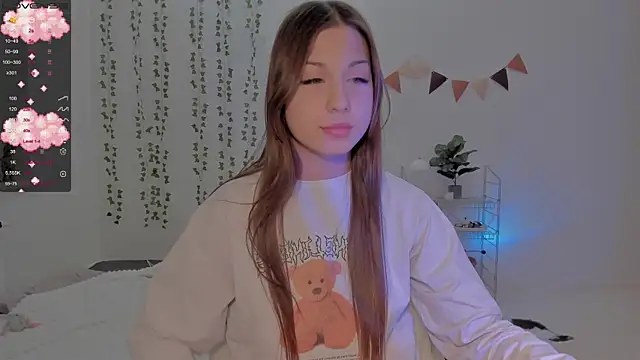 Snapshot of Mary_tiim chatting on 12, 12, 2024 Mary tiim online show from 12, 12, 2024