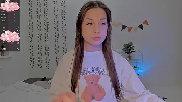 Snapshot of Mary_tiim chatting on 13, 12, 2024 Mary tiim online show from 13, 12, 2024