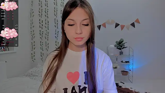 Snapshot of Mary_tiim chatting on 6, 1, 2025 Mary tiim online show from 6, 1, 2025