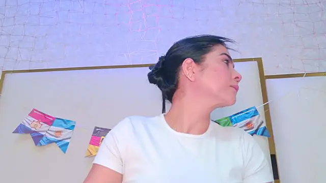 paola rodriguez online show from 30, 6, 2026