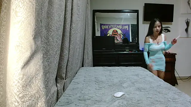 MINI Petite online show from 11, 10, 2025