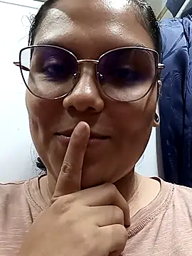 kittylu   online show from 20, 4, 2026