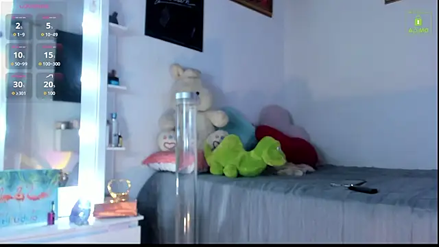 miaa-lee online show from 25, 11, 2025