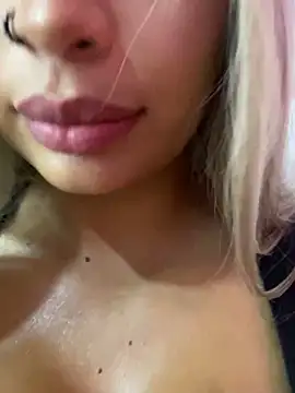 Snapshot of perla_kem_ chatting on 11, 12, 2024 perla kem online show from 11, 12, 2024