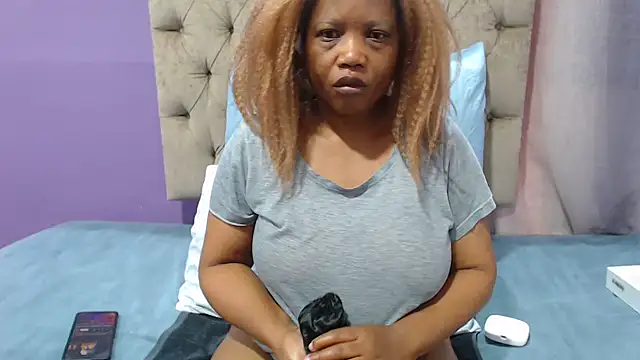 PeachAss4UU online show from 29, 7, 2026
