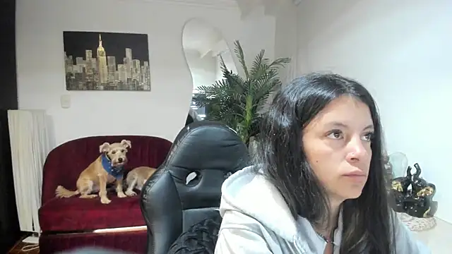 Snapshot of Meghan320 chatting on 4, 6, 2026 Meghan320 online show from 4, 6, 2026