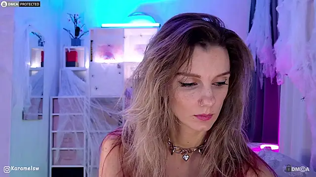 Karamelsw  online show from 4, 11, 2025