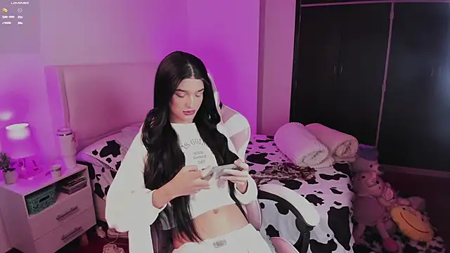 Ainhoads online show from 5, 11, 2025