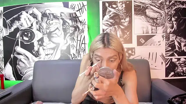 Victoria Badgal  online show from 29, 1, 2025