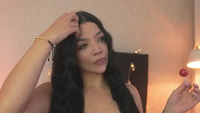 sarah hiill online show from 26, 4, 2026