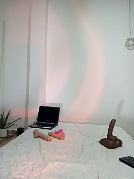 MiahWindsor online show from 27, 9, 2025