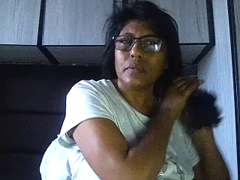 Snapshot of MsAttitude chatting on 16, 1, 2025 MsAttitude online show from 16, 1, 2025