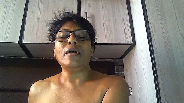 Snapshot of MsAttitude chatting on 17, 1, 2025 MsAttitude online show from 17, 1, 2025