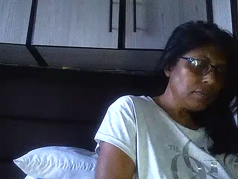 Snapshot of MsAttitude chatting on 28, 1, 2025 MsAttitude online show from 28, 1, 2025