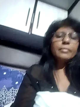 Snapshot of MsAttitude chatting on 28, 1, 2025 MsAttitude online show from 28, 1, 2025