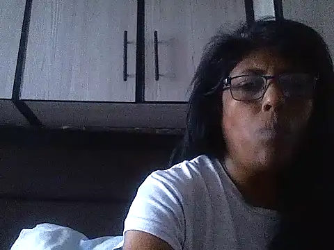 Snapshot of MsAttitude chatting on 30, 1, 2025 MsAttitude online show from 30, 1, 2025