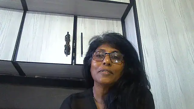 Snapshot of MsAttitude chatting on 17, 2, 2025 MsAttitude online show from 17, 2, 2025