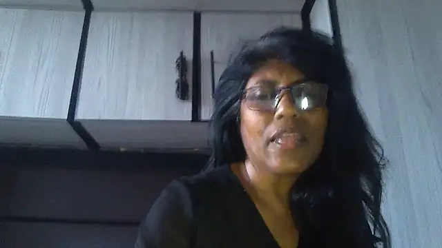 Snapshot of MsAttitude chatting on 17, 2, 2025 MsAttitude online show from 17, 2, 2025