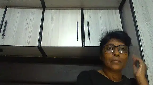 Snapshot of MsAttitude chatting on 22, 2, 2025 MsAttitude online show from 22, 2, 2025