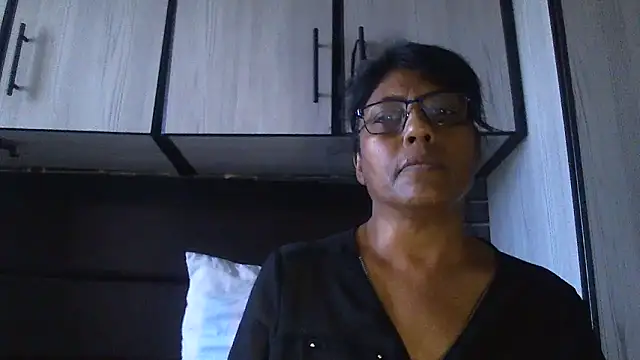 Snapshot of MsAttitude chatting on 1, 3, 2025 MsAttitude online show from 1, 3, 2025