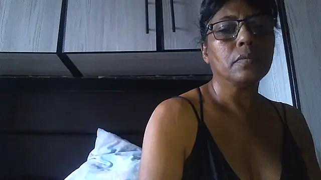 Snapshot of MsAttitude chatting on 3, 3, 2025 MsAttitude online show from 3, 3, 2025