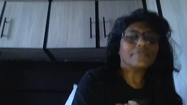 Snapshot of MsAttitude chatting on 6, 3, 2025 MsAttitude online show from 6, 3, 2025