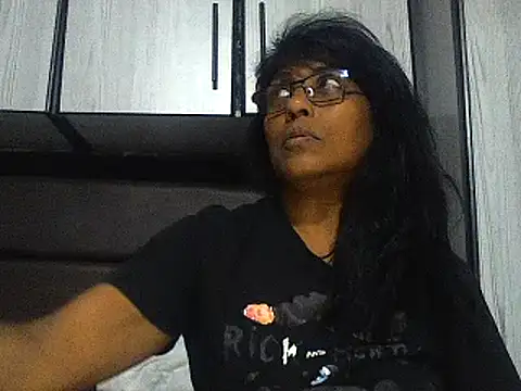 Snapshot of MsAttitude chatting on 14, 3, 2025 MsAttitude online show from 14, 3, 2025