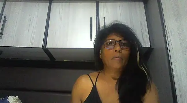 Snapshot of MsAttitude chatting on 18, 3, 2025 MsAttitude online show from 18, 3, 2025