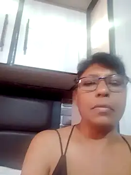 Snapshot of MsAttitude chatting on 21, 3, 2025 MsAttitude online show from 21, 3, 2025