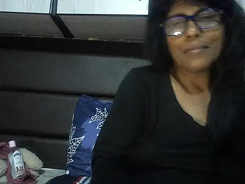 Snapshot of MsAttitude chatting on 21, 10, 2025 MsAttitude online show from 21, 10, 2025