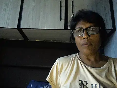 Snapshot of MsAttitude chatting on 24, 11, 2025 MsAttitude online show from 24, 11, 2025