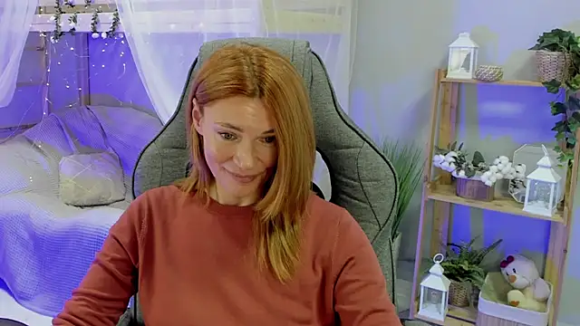 Snapshot of MistyBarnes chatting on 28, 11, 2025 MistyBarnes online show from 28, 11, 2025